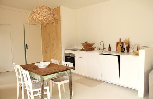 Gouville-sur-Mer Casa | Casa-Confortable-Baño Privado-Vista al Jardín-Casa Zao
