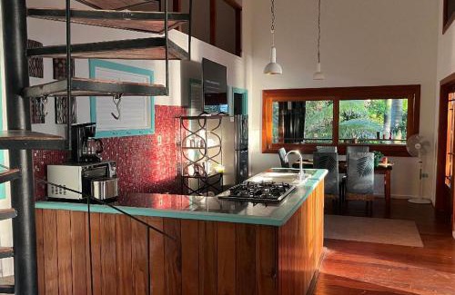 Isla Solarte Casa | Casablanca Isla Solarte Bocas del Toro