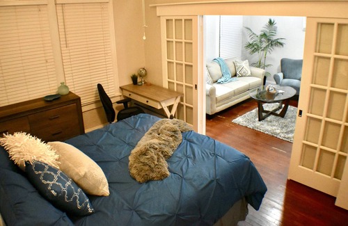 Courier City - Oscawana Apartamento | Casablanca of Hyde Park "Suite Poseidon" Furnished Apartment In South Tampa