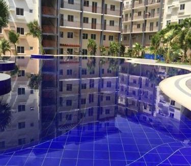 Canlubang Apartamento | CasaCalivil Nuvali 200mbps WiFi Netflix PS4