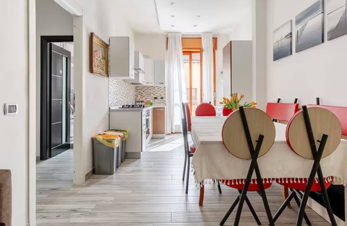 Torre del Greco Casa | CasaCondo@MARIA Enjoy your holidays in a cozy big space, MtVesuvius, Pompeii, sea