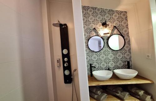 Tomar Cama Y Desayuno | CasaDani studio Inez, Tomar