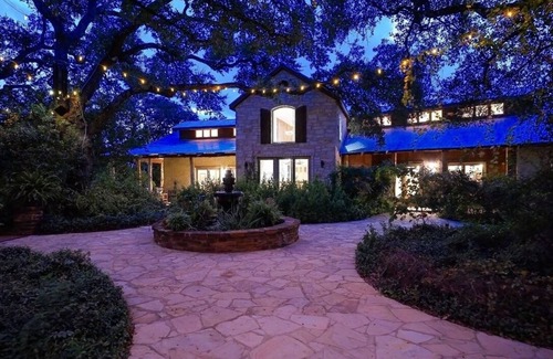 La Hacienda Estates Casa | Casadecas at Hudson Bend Ranch - Wedding, Event, Retreat, and Vacation Rental