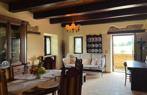 Monte San Giusto Casa | Casale di Campagna