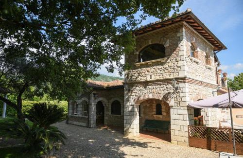 Norma Casa | Casale Esmeralda