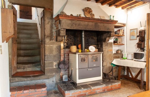 Santa Reparata Otro | Casale Rancaccio, private rental home with pool