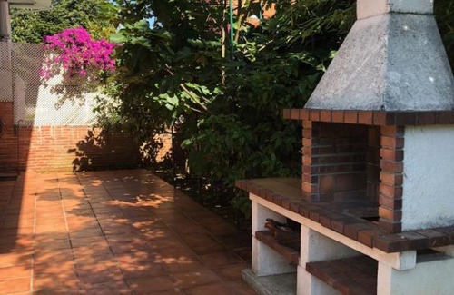 Laredo Casa | CasaMar Chalet al lado de la playa con piscina privada, jardín y barbacoa, frontón, 6 HABITACIONES