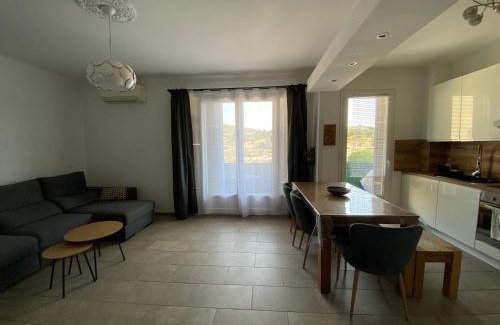 Mezzavia Apartamento | Casamea - 2 chambres, Proche Hôpital, WiFi, Clim