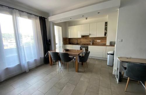 Mezzavia Apartamento | Casamea - 2 chambres, Proche Hôpital, WiFi, Clim