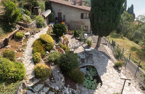 Cressogno Casa | Casamia Juliette
