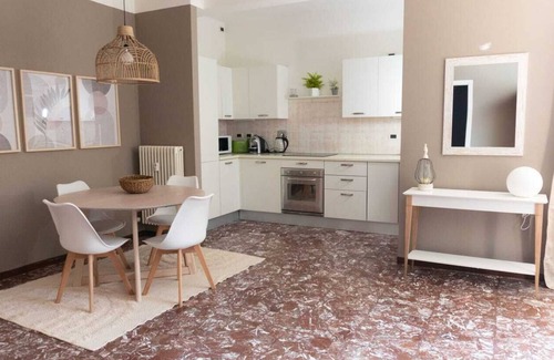 Porretta Terme Apartamento | CASAROSA: aria condizionata, wifi, garage gratuito, animali ammessi