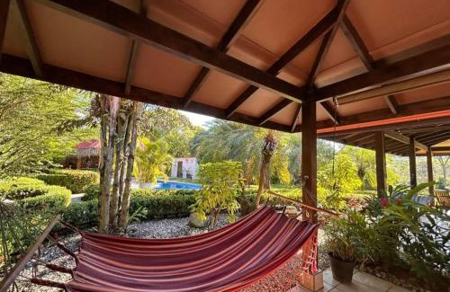 Punta Mala Casa | Casas Buenas Brisas