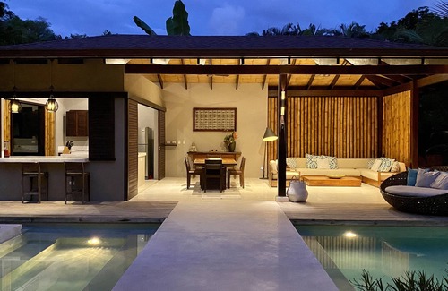 Playa Hermosa Cóbano Villa | Agua Viva, 2hab. piscina privada, diseño de lujo. Caminado a la playa
