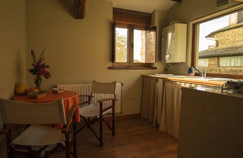 Monfero Casa | CASAS DO CAMPO - ALPENDRE (2 pax)