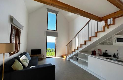 Gaula Villa | CASAS DO LARANJO- Cottages & Infinity Pool