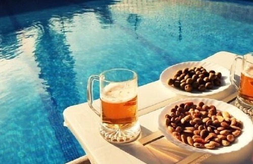 Mazuza Cabaña | CASA SALERO III, PISCINA, CAMPO DE FÚTBOL Y VOLEY, CHIMENEA, BARBACOA