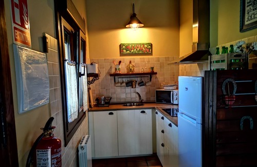 Peruyes Chalet De Esquí | Casas Rurales Entre Castaños. Asturias.2 Casas Entre el mar y la Montaña