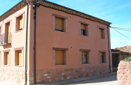 Ayllon Casa | Casas Rurales Mi Reja A
