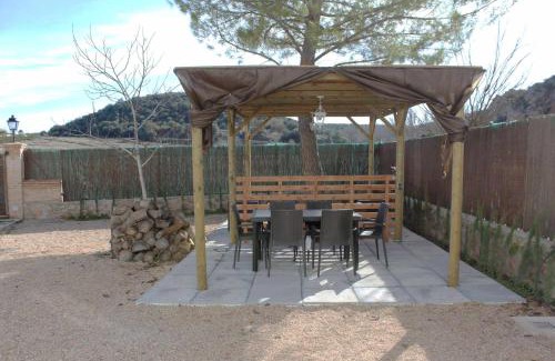 Ossa de Montiel Chalet De Esquí | Casas Rurales Tía María