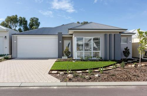Dunsborough Casa | CasaSandra - Perfectly Located Tasteful Charm