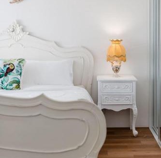 Dunsborough Casa | CasaSandra - Perfectly Located Tasteful Charm