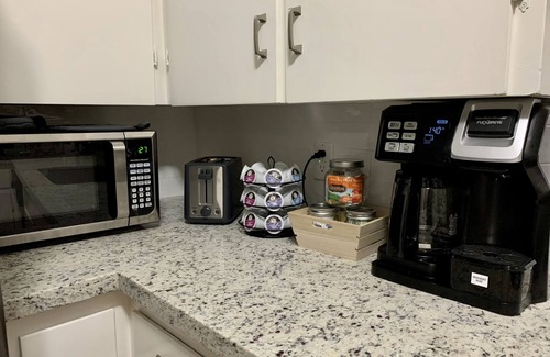 Baytown Casa | CasaVine@Baytown, E. Houston Getaway!