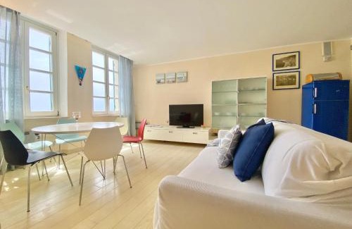 Camogli Apartamento | CasaViva - Beachfront Trilo with parking in Camogli