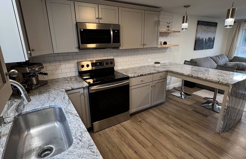 Montville Casa | Casazul: Mohegan Sun Getaway