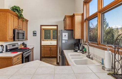 Aspen Brook Casa | Cascade Mountain Home By Estes Park Homes 6 Bedroom Home