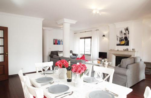 Cascais Apartamento | Cascais Guia’s Gorgeous & Spacious Apartment