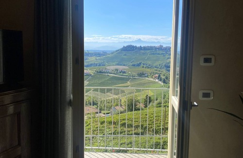 Monforte d'Alba Apartamento | Cascina Bricco San Pietro Bed&Wine, accommodation Dogliani