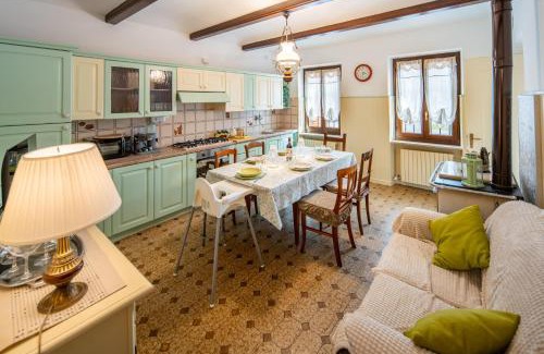 Magliano Alfieri Apartamento | Cascina D'Ghistu