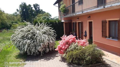 Lozzolo Apartamento | Cascina in Alto Piemonte/Piedmont countryhouse