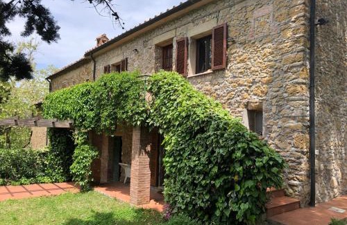 Montescudaio Casa | CASE&COLLINE La Prospettiva