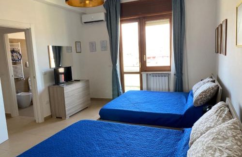 Casagiove Cama Y Desayuno | Caserta Royale Apartment
