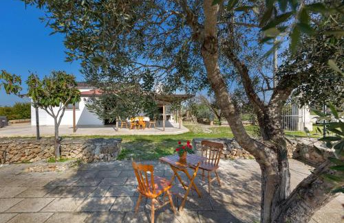 Campi Salentina Casa | Casetta Maddalena by BarbarHouse