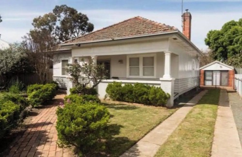 Tatura Casa | Casey Cottage