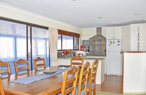 Tuross Head Casa | Casey's by the Lake @ Tuross Head