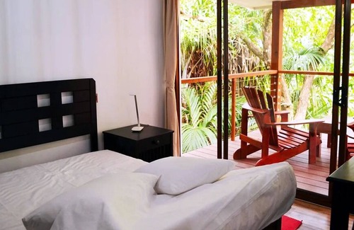 Mahe Island Casa | Cashew Nut Grove Chalets