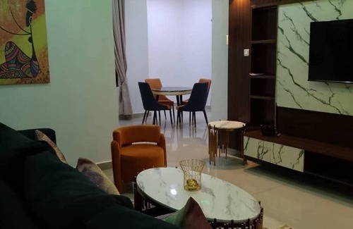 Benin City Apartamento | CASHMERE APARTMENT