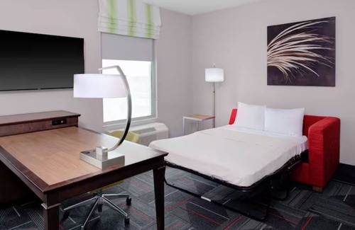 Columbus Hotel | Casino, Culture & Comfort: Columbus Stay w/ Pool | Free Breakfast & WiFi