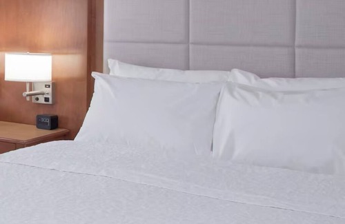 Columbus Hotel | Casino, Culture & Comfort: Columbus Stay w/ Pool | Free Breakfast & WiFi