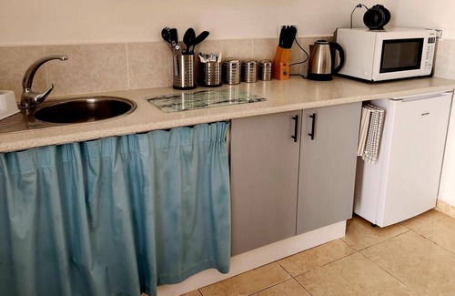 Huercal-Overa Apartamento | Casita-5guests-pool-patio-bbq-parking-fireplace