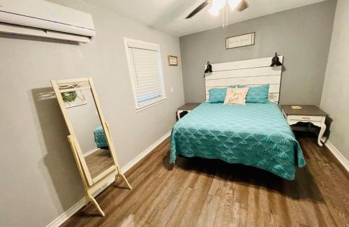 Waco Casa | Casita Blanca- Close To Downtown
