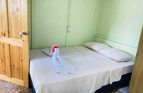 Sierpe Casa | Casita Colorada, Sierpe de Osa