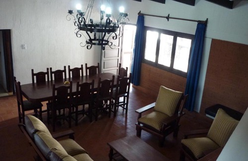 Coronel Moldes Casa | Casita de Moldes