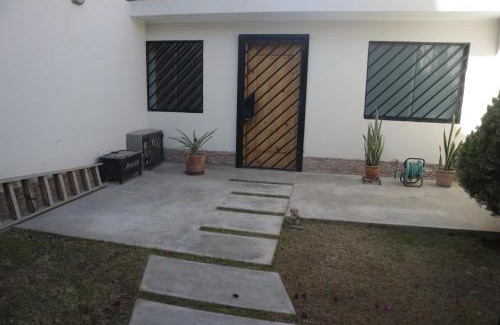 Ica Casa | Casita en Ica Villa Periodista cerca a Huacachina