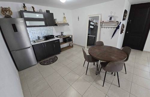 Caimito Apartamento | Casita Encanto 2 bd 1 bth centric apt w/ 1 car garage 10 mins to airport/beaches