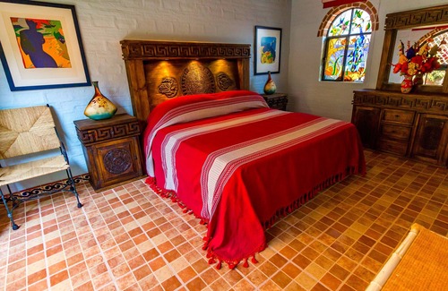 Ajijic Casa | Casita - Confort, calidad, privacidad para dos.
