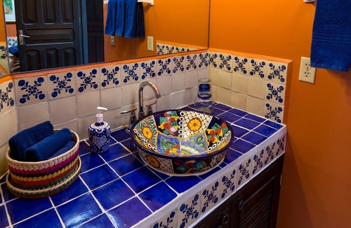 Ajijic Casa | Casita - Confort, calidad, privacidad para dos.